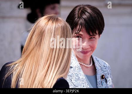 Offizieller Besuch der japanischen Premierministerin Sanae Takaichi in Italien die italienische Premierministerin Giorgia Meloni trifft sich während ihres offiziellen Italienbesuchs mit der japanischen Premierministerin Sanae Takaichi. Das bilaterale Treffen konzentriert sich auf die Stärkung der Zusammenarbeit zwischen Italien und Japan in wichtigen politischen, wirtschaftlichen und internationalen Fragen. Rom, 15. Juni 2026. Rom Italien Copyright: XAndreaxCalandrax Stockfoto