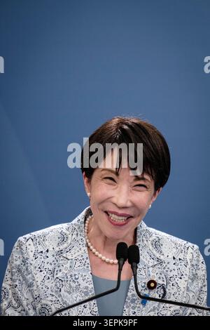 Offizieller Besuch der japanischen Premierministerin Sanae Takaichi in Italien die italienische Premierministerin Giorgia Meloni trifft sich während ihres offiziellen Italienbesuchs mit der japanischen Premierministerin Sanae Takaichi. Das bilaterale Treffen konzentriert sich auf die Stärkung der Zusammenarbeit zwischen Italien und Japan in wichtigen politischen, wirtschaftlichen und internationalen Fragen. Rom, 15. Juni 2026. Rom Italien Copyright: XAndreaxCalandrax Stockfoto