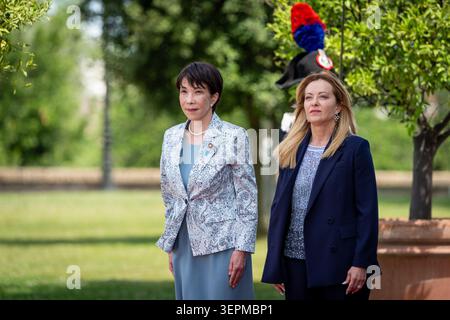 Rom, Italien, am 15. Juni 2026. Die italienische Premierministerin Giorgia Meloni empfängt den japanischen Premierminister Sanae Takaichi in der Villa Doria Pamphilj. Quelle: Stefano Costantino TTL / Alamy Live News Stockfoto