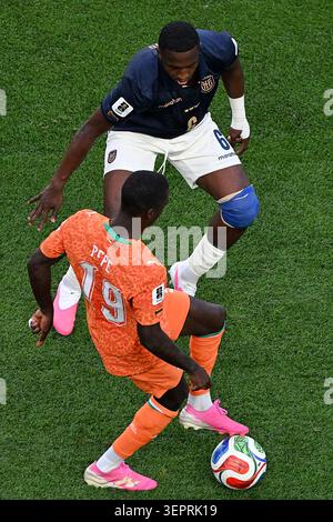 IPA85727203: Nicolas PEPE (Elfenbeinküste) gegen Willian PACHO (Ecuador) während des Gruppenspiels E zwischen Elfenbeinküste und Ecuador bei der FIFA-Weltmeisterschaft am 14. Juni 2026 in Philadelphia, USA Stockfoto