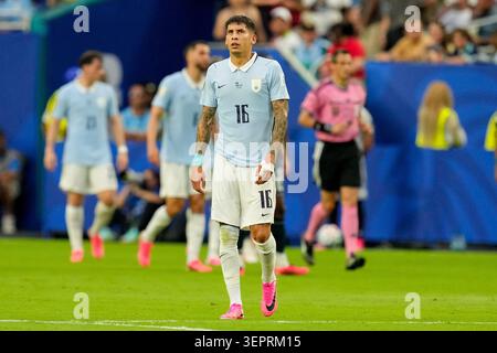 Miami, USA. Juni 2026. Mathias Olivera (Uruguay) sieht beim Spiel der Gruppe H der FIFA Fussball-Weltmeisterschaft 2026 zwischen Saudi-Arabien und Uruguay am 15. Juni 2026 im Miami Stadium vor. (Foto: Alex Gottschalk/DeFodi Images) Credit: DeFodi GmbH & Co. KG/Alamy Live News Stockfoto