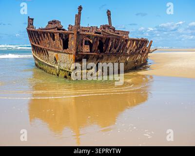 Das Wrack der SS Maheno auf K'gari, Great Sandy National Park Stockfoto