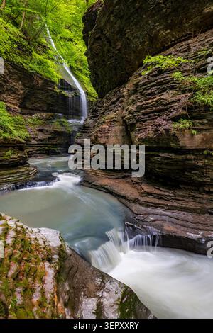 Rainbow Falls im Watkins Glen State Park, New York State, USA Stockfoto