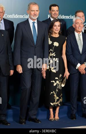 König Felipe VI. Von Spanien und Königin Letizia von Spanien nehmen am 16. Juni 2026 im Hotel Mandarin Oriental Ritz am 25. Jahrestag des „El Confidencial“ Teil Stockfoto