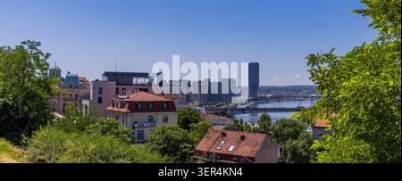 Belgrad, Serbien - 27. Mai 2026 - das neue Belgrader Hafengebiet an der Save Stockfoto