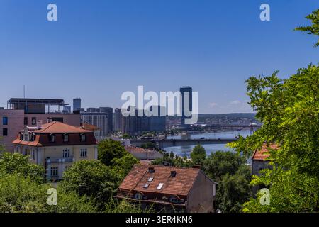 Belgrad, Serbien - 27. Mai 2026 - das neue Belgrader Hafengebiet an der Save Stockfoto