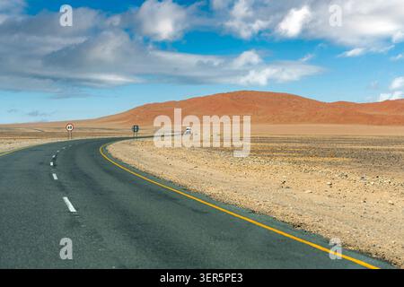 Namibrand, Namibia - Schotterstraßen - Namibia. Schotterstraßen im NamibRand Nature Reserve, Namibia. Stockfoto