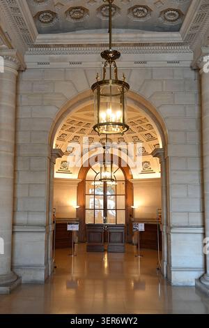Paris (Frankreich): Der luxemburgische Palast, Sitz des Senats. Eingang zum Gebäude Stockfoto