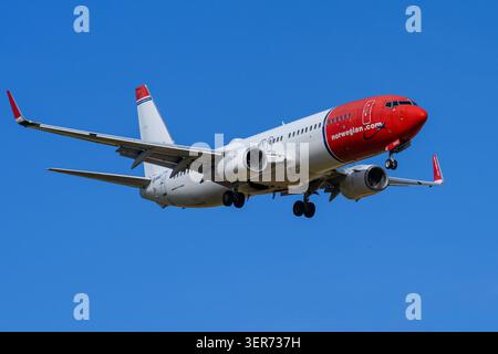 Norwegian Airlines Boeing B737 bei Endanflug zum Flughafen Palma, Mallorca am Samstag, 13. Juni 2026 Stockfoto