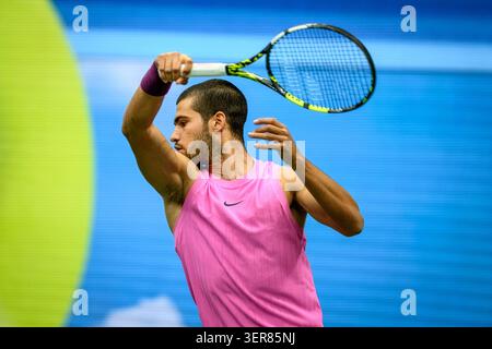 NEW YORK, USA - 07. September 2025 - US-Präsident Donald Trump nimmt an der U.S. Open Men’s Championship im Billie Jean King National Tennis Center in Flushing Meadows, New York, USA Teil. Abgebildet ist Carlos Alcaraz, der in der Meisterschaft spielt - Foto: Geopix/Weißes Haus/Daniel Torok Stockfoto