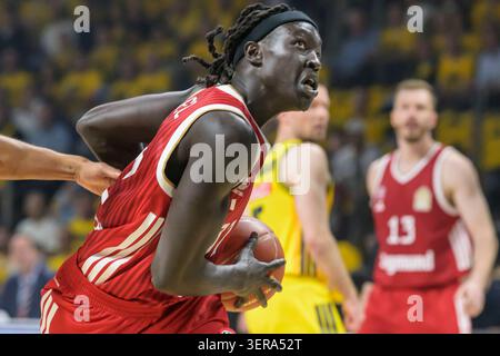 im Bild v.l.: Wenyen Gabriel FCB 32, GER, Berlin, Basketball, Alba Berlin vs FC Bayern Basketball, Albatrosse, Finalspiel 3 um die Deutsche Meisterschaft, in der Max-Schmeling-Halle, 17.06.2026, *** abgebildet, von links Copyright: HMBxMedia/UwexKoch Stockfoto