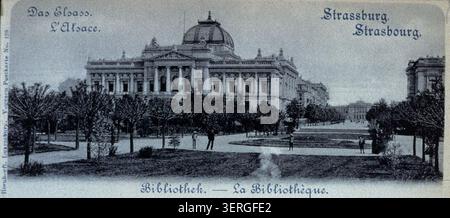 Pressefoto zeigt die Straßburger Bibliothek (B.N.U.) in einem Gesamtbild aus dem Jahr 1898, wobei die institutionelle Gebäudefassade und die städtische kulturelle Infrastruktur im Zusammenhang mit öffentlichem Wissen und akademischen Ressourcen in Straßburg erfasst werden. Stockfoto