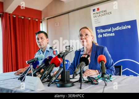 Frankreich. Juni 2026. © PHOTOPQR/LE MIDI LIBRE/Mikael ANISSET ; 18/06/2026 ; NIMES/PALAIS DE JUSTICE/CONFERENCE DE PRESSE/CECILE GENSAC/PROCUREURE DE LA REPUBLIQUE/UN ADOLESCENT DE 15 ans tue UNE FEMME DE 86 ans AU GRAU DU ROI/GARD/FD/FAITS DIVERS France, 18. Juni 2026 die Staatsanwaltschaft in Nîmes gab am Donnerstag, dem mutmaßlich bekannt, dass der Tötung eines Jungen, der 15-Jährigen eines 86-Jährigen Grau-Jährigen, der Frau, offiziell angeklagt wurde, der 15. Er wird wegen Mordes angeklagt und in Untersuchungshaft gebracht. Quelle: MAXPPP/Alamy Live News Stockfoto