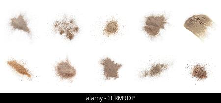 Von zehn gemahlenen Pfefferstapeln und Gewürzen isoliert auf weißem Hintergrund für kulinarische und kulinarische Design, die verschiedenen Texturen und Farben der kulinarischen ingre Stockfoto