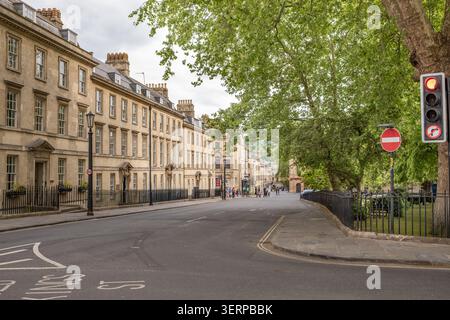 Wohngegend in Bath, Großbritannien mit historischen georgianischen Archi Stockfoto