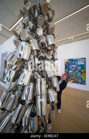 Phillips, London, Großbritannien. Juni 2026. Die Modern & Contemporary Art Evening & Afternoon Sale (26. Juni) Höhepunkte sind: Subohd Gupta, OK Mill. Geschätzte £ 180.000-250.000. Quelle: Malcolm Park/Alamy Live News Stockfoto