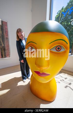 Phillips, London, Großbritannien. Juni 2026. Die Modern & Contemporary Art Evening & Afternoon Sale (26. Juni) Highlights sind: Nicolas Party, Head with a Frog, 2021. Geschätzte £ 150.000-250.000. Quelle: Malcolm Park/Alamy Live News Stockfoto