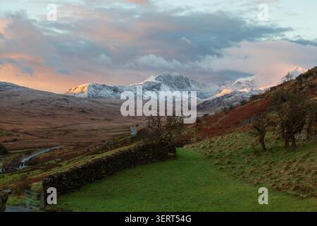 Winter in den Bergen, Eryri National Park, Wales, Großbritannien Stockfoto