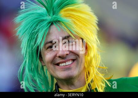 Philadelphia, USA. Juni 2026. Anhänger Brasiliens jubeln die Tribüne beim Spiel der Gruppe C der FIFA-Weltmeisterschaft 2026 zwischen Brasilien und Haiti am 19. Juni 2026 im Philadelphia Stadium in Philadelphia, Pennsylvania. Foto: Igor Kralj/PIXSELL Credit: Pixsell/Alamy Live News Stockfoto