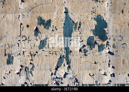 Abstrakte Textur der abgewandelten Plakate aus Papier Stockfoto