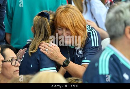 Von links Lena Wurzenberger (Freundin von Nationaltrainer Julian Nagelsmann, Deutschland), Burg 'Burgi' Nagelsmann (Mutter von Julian Nagelsmann) Toronto, 20. Juni 2026, Fußball, FIFA Fussball-Weltmeisterschaft 2026 in den USA, Mexiko und Kanada, Gruppenphase, Deutschland - Elfenbeinküste Stockfoto