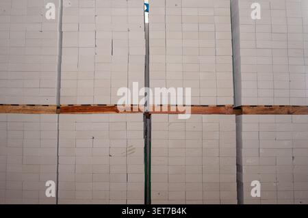 Stapel autoklaviertes belüftetes, im Werk konklaviertes Material. Stockfoto