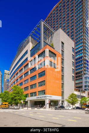 New York, NY, USA – 16. Juni 2026: Battery Park City School New York Long Exposure 2026 Stockfoto