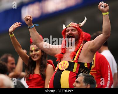 Los Angeles, USA. Juni 2026. Belgische Fans reagieren auf ein Spiel der Gruppe G zwischen Belgien und dem Iran bei der FIFA Fussball-Weltmeisterschaft 2026 im Los Angeles Stadium in Los Angeles, USA, 21. Juni 2026. Quelle: Bai Xuefei/Xinhua/Alamy Live News Stockfoto