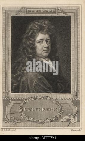 Thomas Betterton (1635–1710), Hauptdarsteller und Theatermanager von Restoration England. Porträt eines Mannes in Perücke oder Haaren in langen Locken, Mantel, Krawatte und Hemd. Rahmen mit Schwertern, Lorbeerkranz, Schlangen- und Narrenmaske mit Kapuze. Kupferstich von Evans nach einem Porträt von Sir Godfrey Kneller aus unbekannter Publikation, London, 18. Jahrhundert. Stockfoto