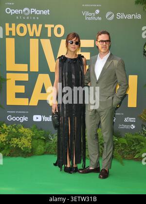 Sophie Hunter und Benedict Cumberbatch bei der Weltpremiere „How to Live on Earth“ am Montag, den 22. Juni, Odeon Luxe Leicester Square, Leicester Square Stockfoto