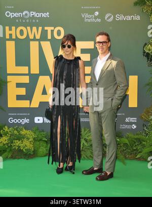 Sophie Hunter und Benedict Cumberbatch bei der Weltpremiere „How to Live on Earth“ am Montag, den 22. Juni, Odeon Luxe Leicester Square, Leicester Square Stockfoto