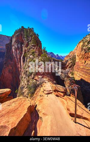 Angels Landing Trail Chain Section und Red Rock Ridge im Zion National Park Utah Stockfoto