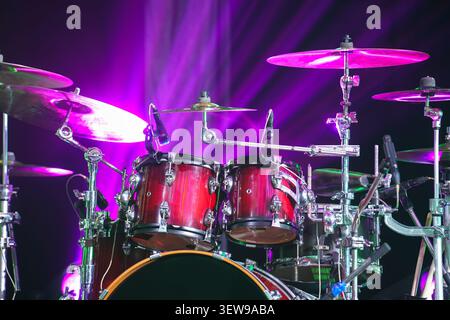 Schlagzeug im Konzert Stockfoto