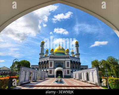 Masjid Jame' ASR Hassanil Bolkiah ist die größte Moschee in Brunei. Stockfoto