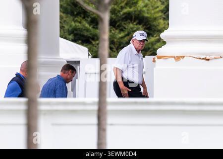 Washington, Usa. Juni 2026. Präsident Donald Trump kehrt am Samstag, den 27. Juni 2026, in das Weiße Haus in Washington, DC, zurück. Foto: Jim Lo Scalzo/UPI Credit: UPI/Alamy Live News Stockfoto