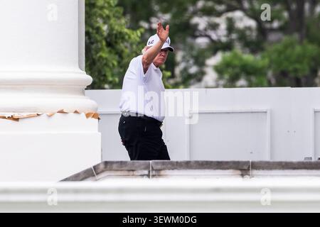 Washington, Usa. Juni 2026. Präsident Donald Trump kehrt am Samstag, den 27. Juni 2026, in das Weiße Haus in Washington, DC, zurück. Foto: Jim Lo Scalzo/UPI Credit: UPI/Alamy Live News Stockfoto