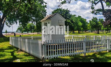 Fahrkartenschalter der Frenchtown Railroad im Battery Park. New Castle, Delaware, USA Stockfoto