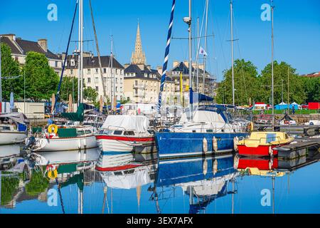 Frankreich, Calvados, Caen, Yachthafen in Saint-Pierre Dock Stockfoto