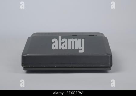 Amstrad alt-286 Mikrocomputer, hergestellt in Japan, mit Benutzerhandbuch und MS-DOS-Handbuch, entwickelt von Amstrad Consumer Electronics. Stockfoto