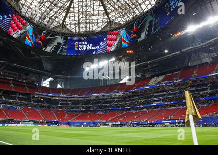 Atlanta, USA. Juli 2026. Allgemeine Ansicht des Stadions vor dem Spiel der FIFA Fussball-Weltmeisterschaft 32 zwischen England und DR Kongo 2026 im Atlanta Stadium in Atlanta, Georgia am 1. Juli 2026. (Foto: Kindell Buchanan/SIPA USA) Credit: SIPA USA/Alamy Live News Stockfoto