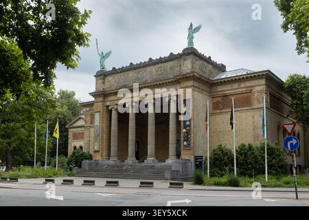 GENT, BELGIEN, 30. JUNI 2026: Außenansicht des Museums für schöne Kunst (Museum voor Schone Kunsten) in Gent. Es ist eines der ältesten Museen Belgiens, Stockfoto