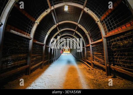 Unterirdische Tunnel im Kohlemuseum im Serbariu Great Mine in Carbonia, Sardinien, Italien Stockfoto