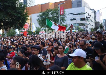 3. Juli 2026, Montreal, Ciudad de Mexico, Kanada: Die Leute besuchen das Konzert von Macario MartÃ­nez im Rahmen der 46. Ausgabe des Montreal International Jazz Festival 2026. Am 3. Juli 2026 in Montreal, Kanada. (Credit Image: © Horacio Zamora/eyepix via ZUMA Press Wire) NUR REDAKTIONELLE VERWENDUNG! Nicht für kommerzielle ZWECKE! Stockfoto