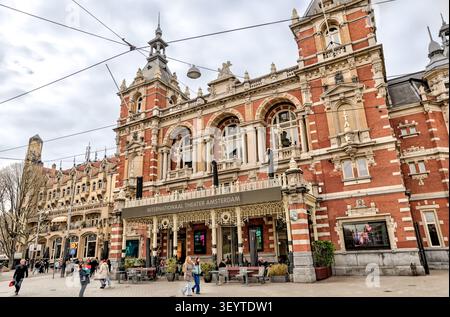 Royal Theatre Carré am Amstel-Fluss in Amsterdam, Niederlande. Stockfoto