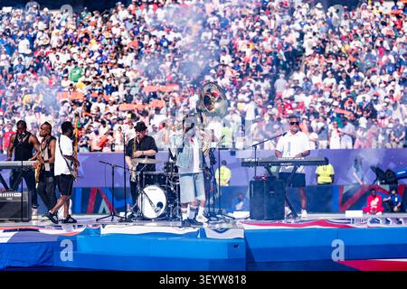 Philadelphia, United States. 04th July, 2026. The Roots performed before round of 16 game between France and Paraguay during FIFA World Cup 2026 at Philadelphia Stadium at Philadelphia, Pennsylvania, USA on July 4, 2026. (Photo by Lev Radin/Sipa USA) Credit: Sipa USA/Alamy Live News Stockfoto