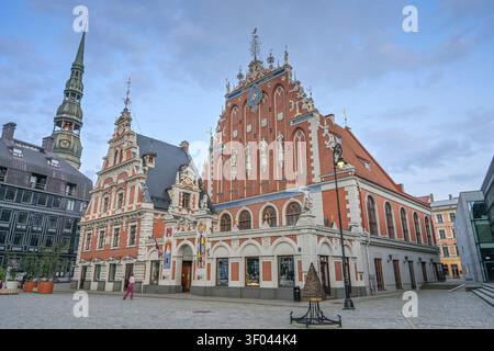 Haus der Mitesser Melngalvju nams, Ratslaukums, Altstadt, Riga, Lettland Stockfoto