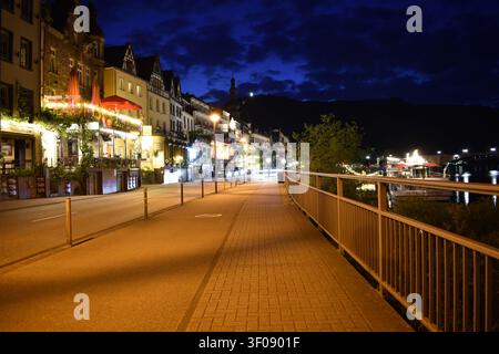 Cochem an einem Sommerabend Stockfoto