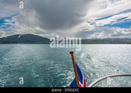 Segeln in der Bucht Skjalfandi in der Nähe von Husavik, Island Stockfoto