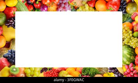 Heller Rahmen aus verschiedenen Gemüse- und Obstsorten. Freier Platz für Text. Stockfoto