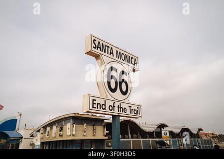 Route 66 Ende-der-Route-Schild in Santa Monica, Kalifornien Stockfoto